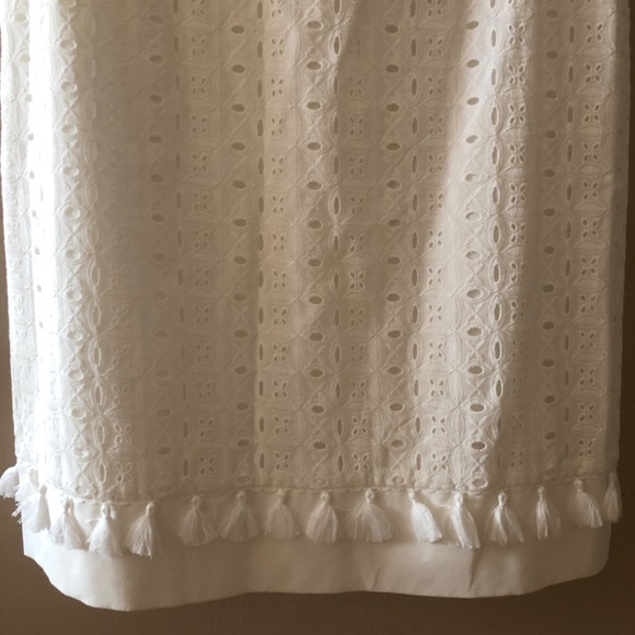 Eliza J White Embroidered Eyelet Sleeveless Dress Size 12.NWT - Picture 3 of 5